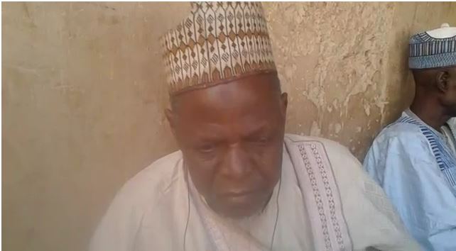Alhaji Tela Mamman, the father of Bashaar Mamman who died after voting Buhari in yesterday's general elections.