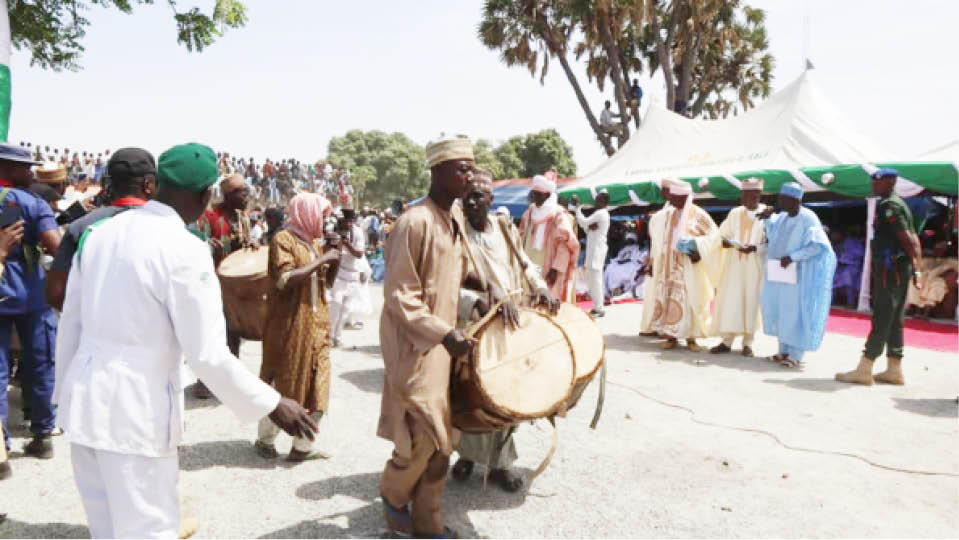 Yauri Rigata: Kebbi community celebrates 200-year-old marine prowess ...