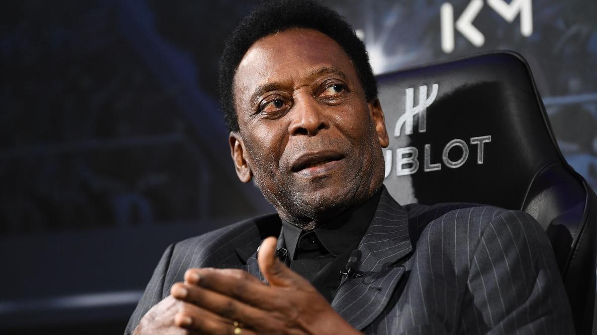 Pele to spend Christmas in hospital as football icon’s health worsens