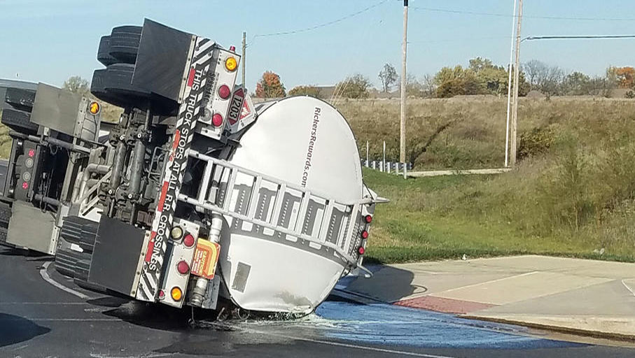 Petrol tanker falls, spills content in Ogun