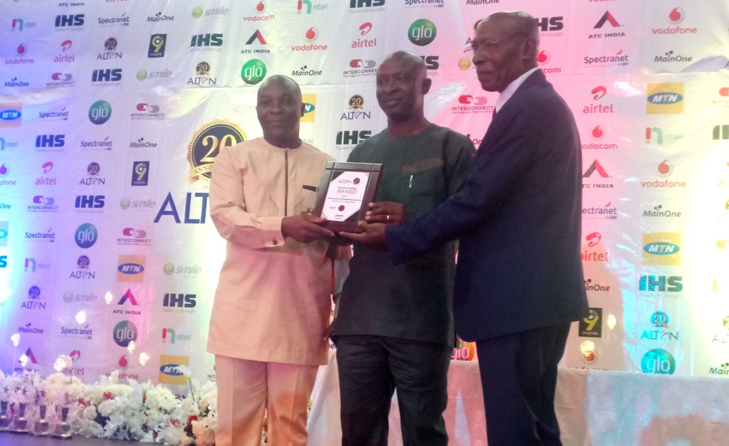 L – R: Chike Onwuegbuchi, NITRA vice chairman; Emma Okonji, NITRA chairman; and Engr Chris Uwaje, chairman, Connect Technologies, during the ‘Telecoms Industry Support Award’ presentation to NITRA by the Association of Licensed Telecommunications Operators of Nigeria (ALTON) at the MUSON Centre in Lagos.