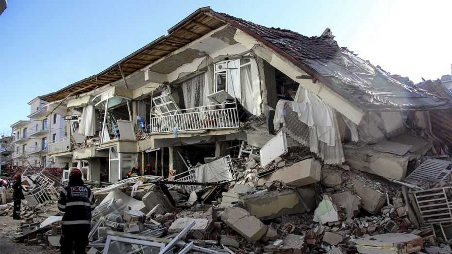 At least 38 dead in Turkey as quake rescue efforts continue