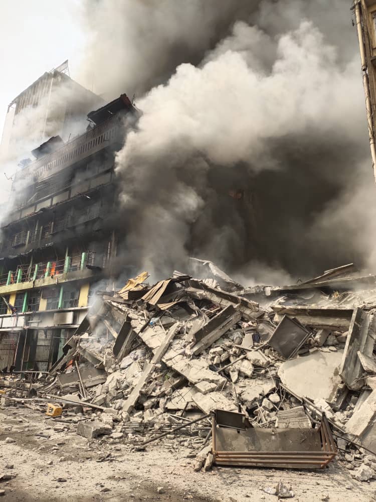 PHOTOS: 2 more buildings collapse in Lagos market fire outbreak