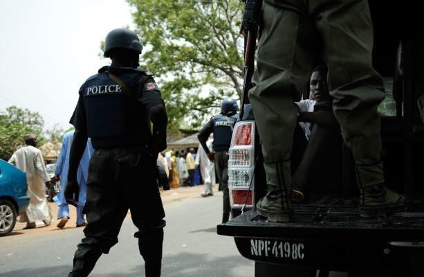 Lagos: Police restore normalcy to Obalende after hoodlums’ clash