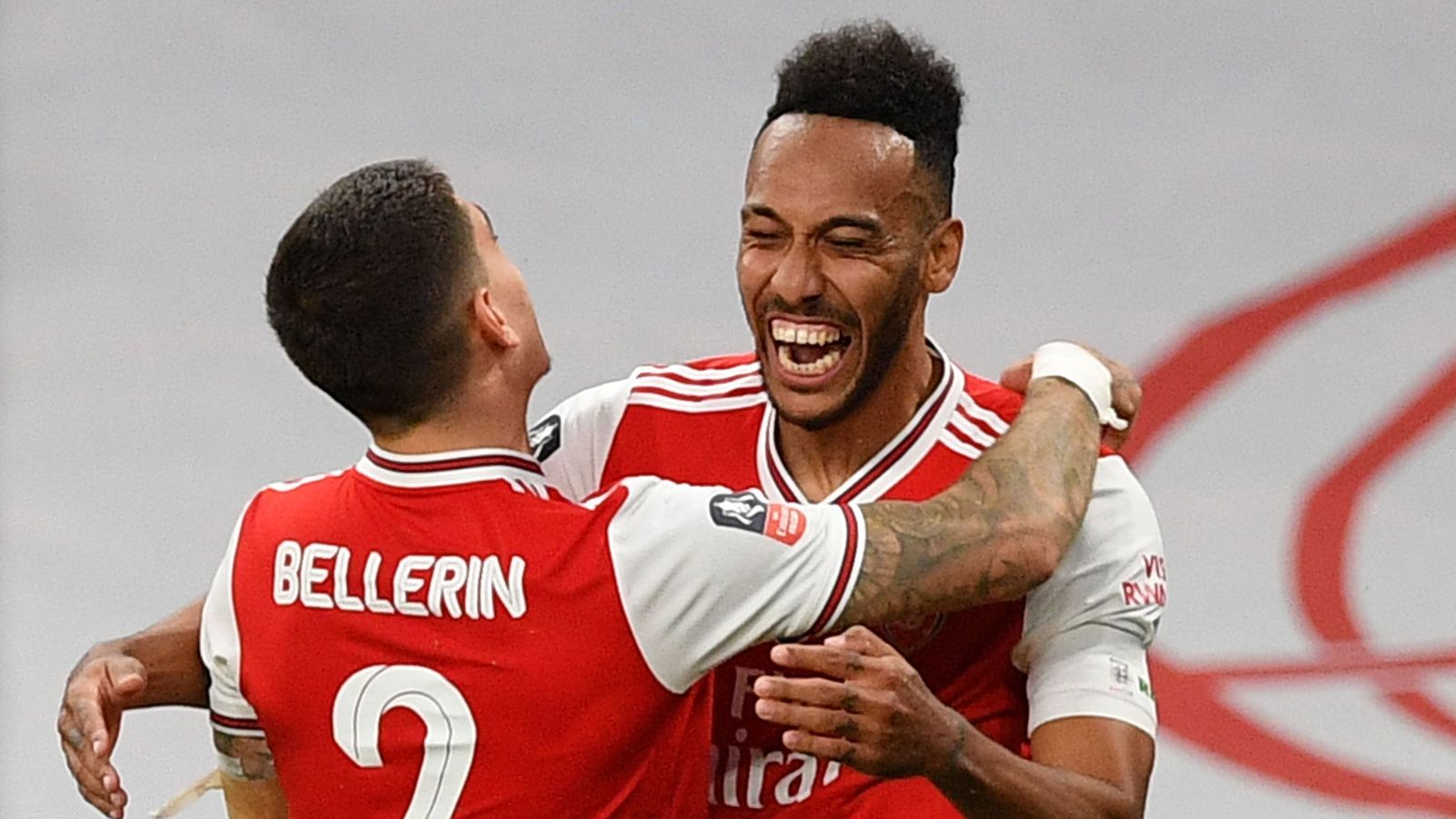 Aubameyang hits hat-trick as Arsenal hold off Leeds rally