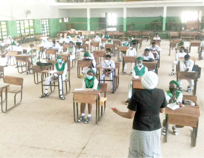 Final- year students in class at Government Secondary School in Tundunwada, Abuja on Tuesday, after schools resumed