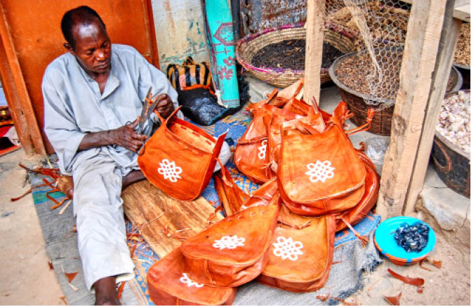 82-year-old Kofar Wambai tannery struggles against modern tide