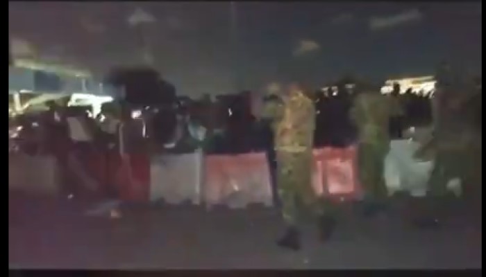 Army denies deploying soldiers to Lekki tollgate, but videos show soldiers on the scene