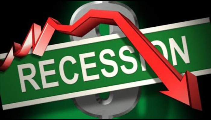 Nigeria slips into recession as economy contracts again