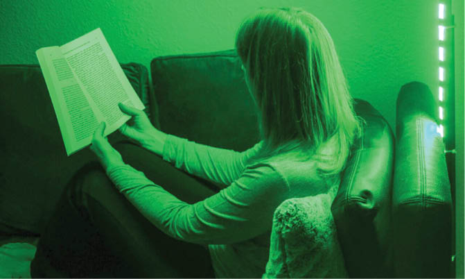 Green light therapy shown to reduce migraine frequency, intensity