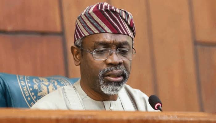 Gbajabiamila visits Newspaper vendors, promises trust fund for family of slain vendor