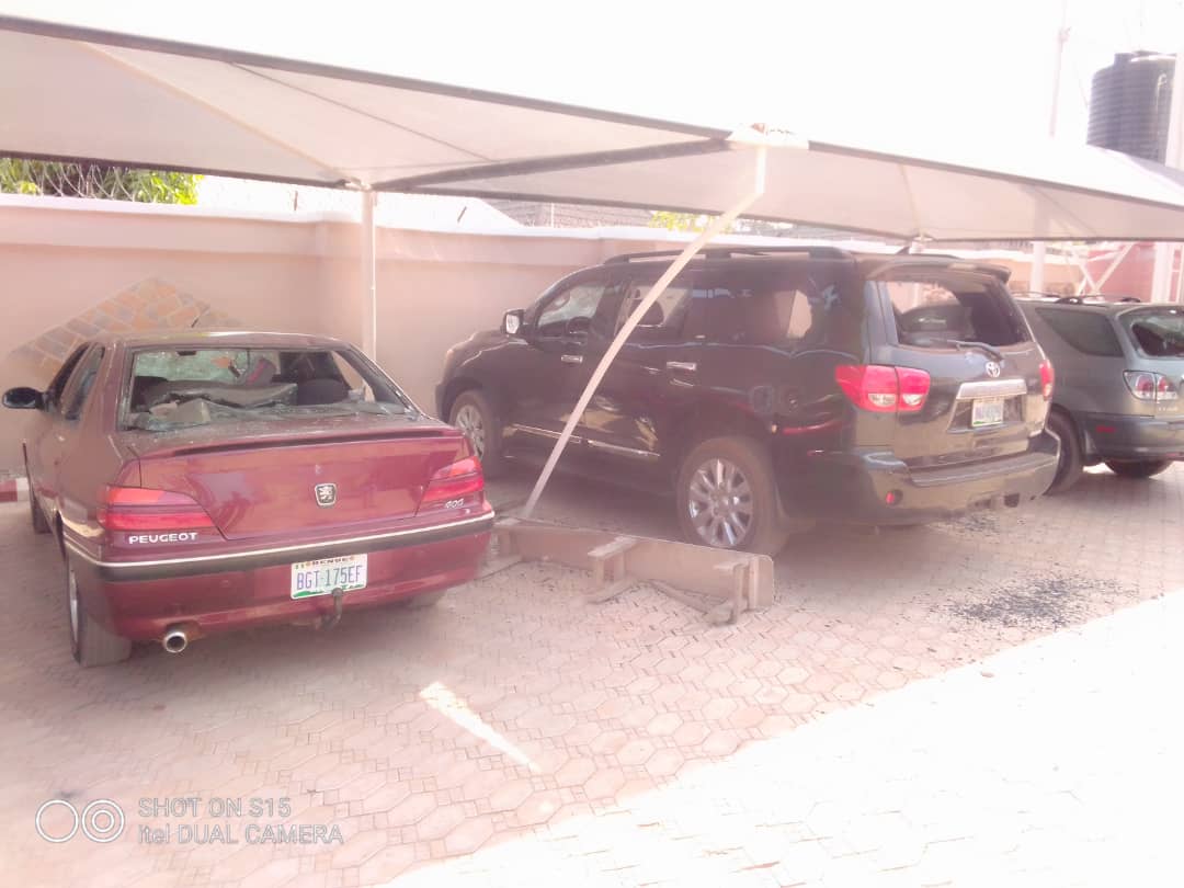 Angry youths destroy Benue APC chairman’s house, cars over death of domestic worker