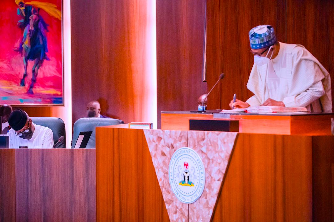 Buhari chairs first cabinet meeting in 2021