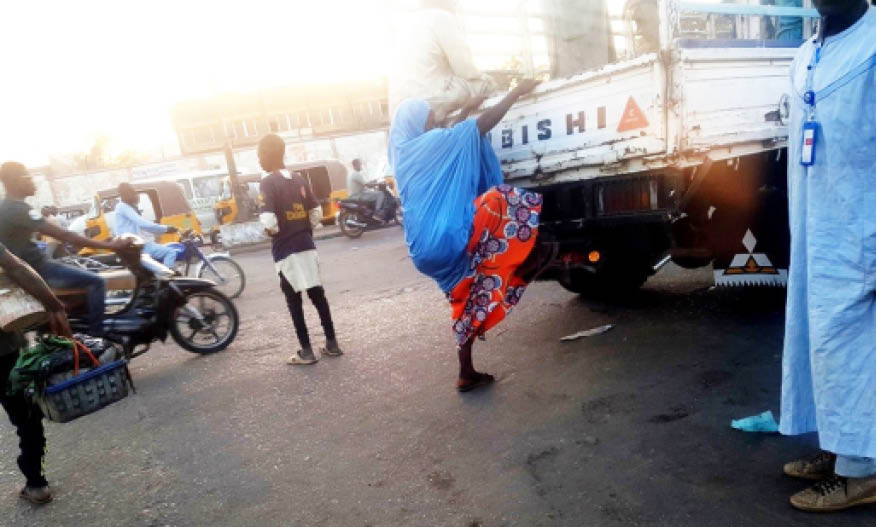 Tashar Buhari: Kano’s makeshift motor park where you can take a ride with N30