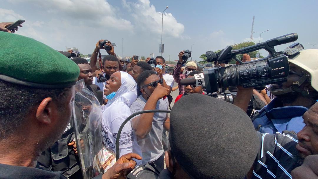 Fresh Arrests As More Protesters Storm Lekki Tollgate