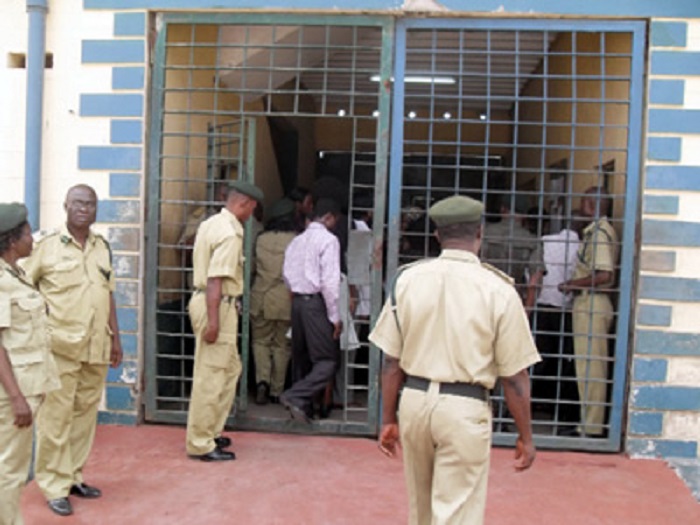 Buhari inaugurates 3000-capacity custodial centre in Kano
