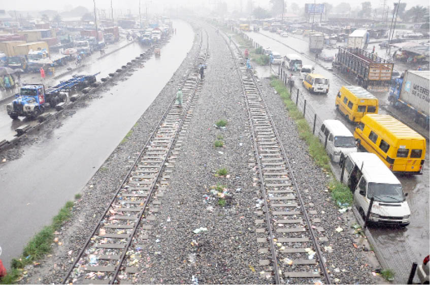 2 arrested for vandalising rail tracks