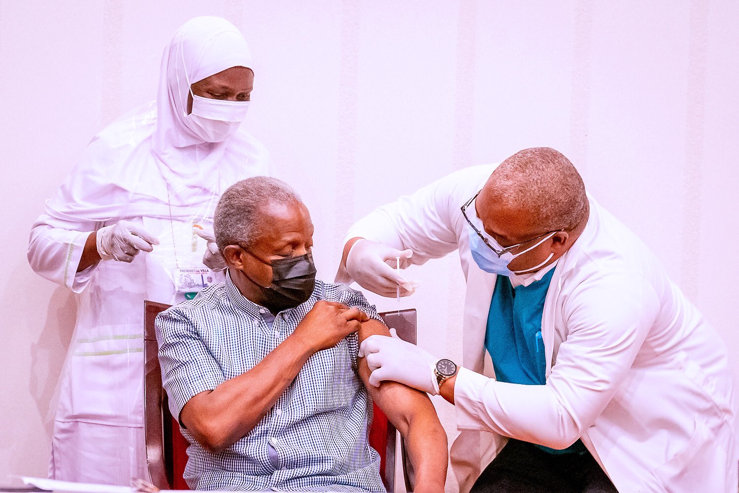 IN PICTURES: Buhari, Osinbajo Vaccinated Against Coronavirus