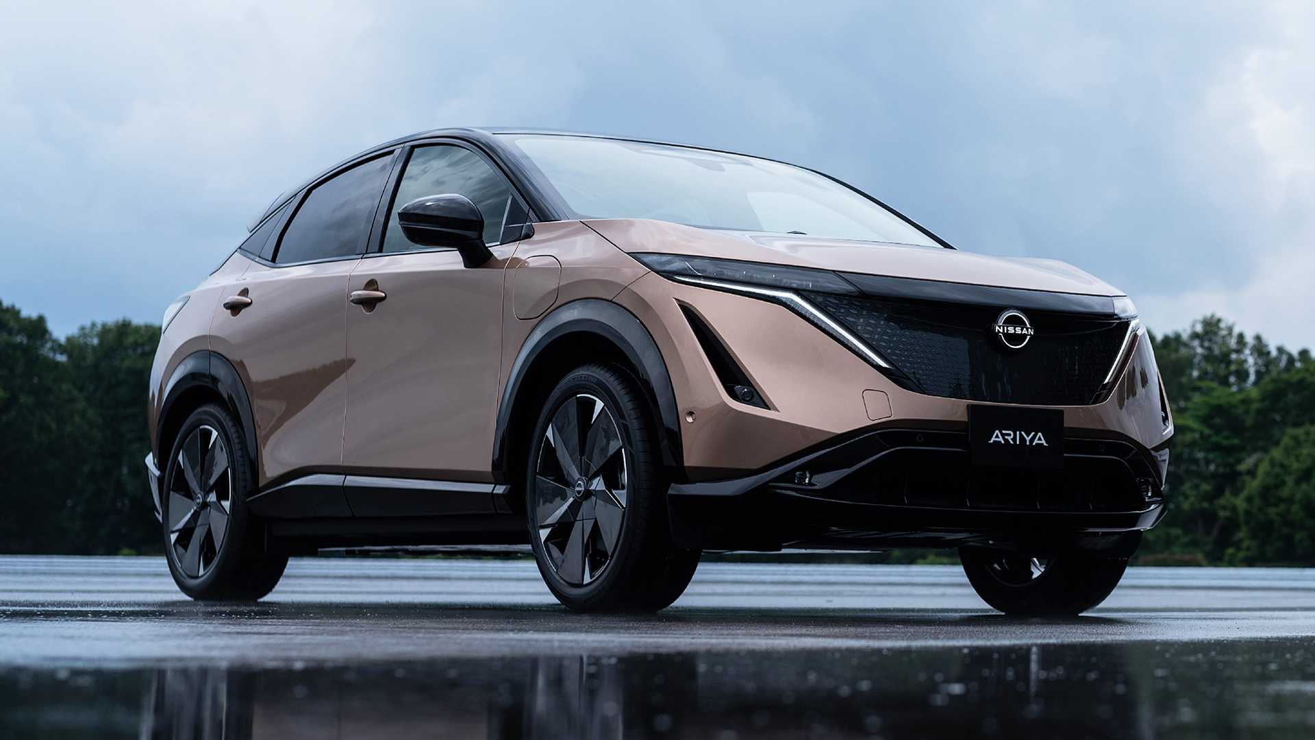 Style and tech in 2021 Nissan Ariya