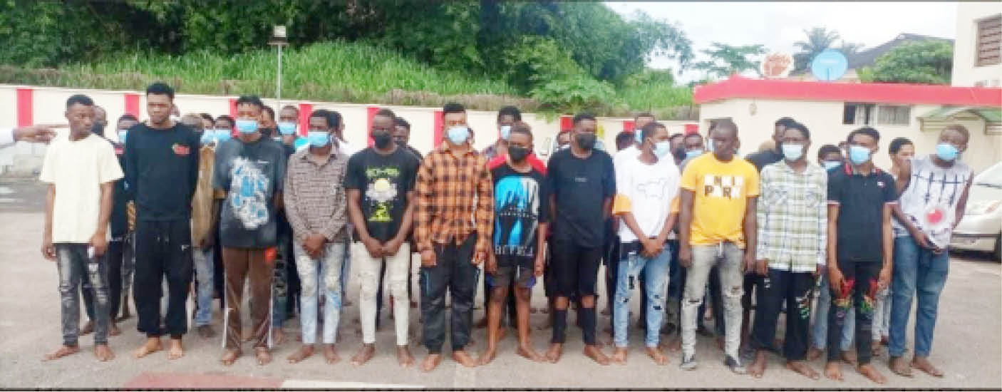 EFCC arrests 52 internet fraudsters