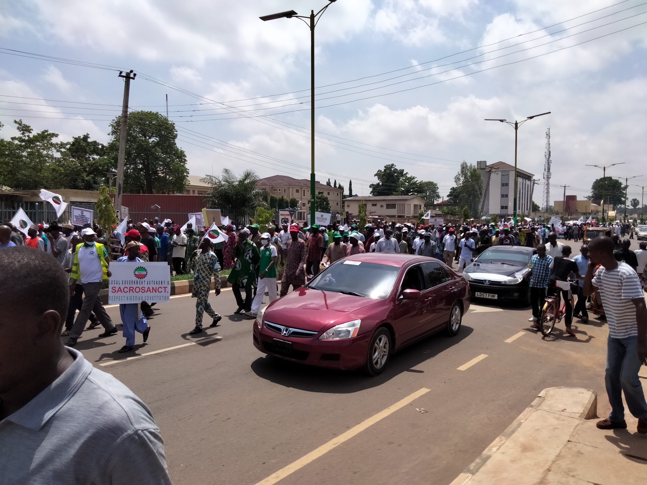 NLC president dares El-Rufai, leads protesters to Kaduna govt house