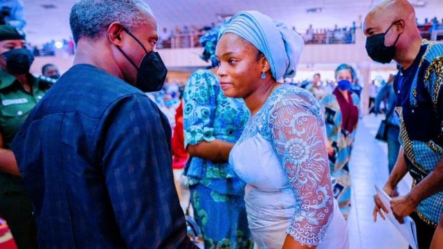 My husband shall rise again, says widow of Adeboye’s son as funeral kicks off