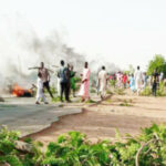 The protesters that blocked Gusau - Kaura Namoda road in Zamfara state