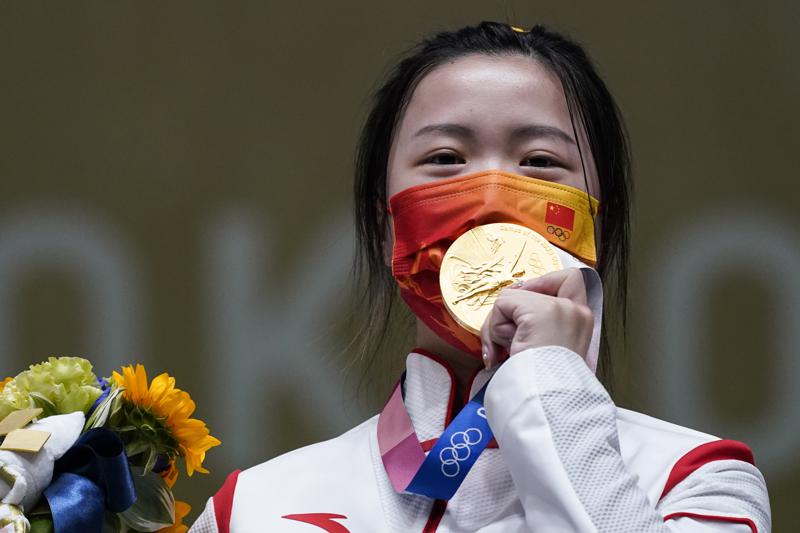 Tokyo 2020: China takes early lead with 3 gold medals