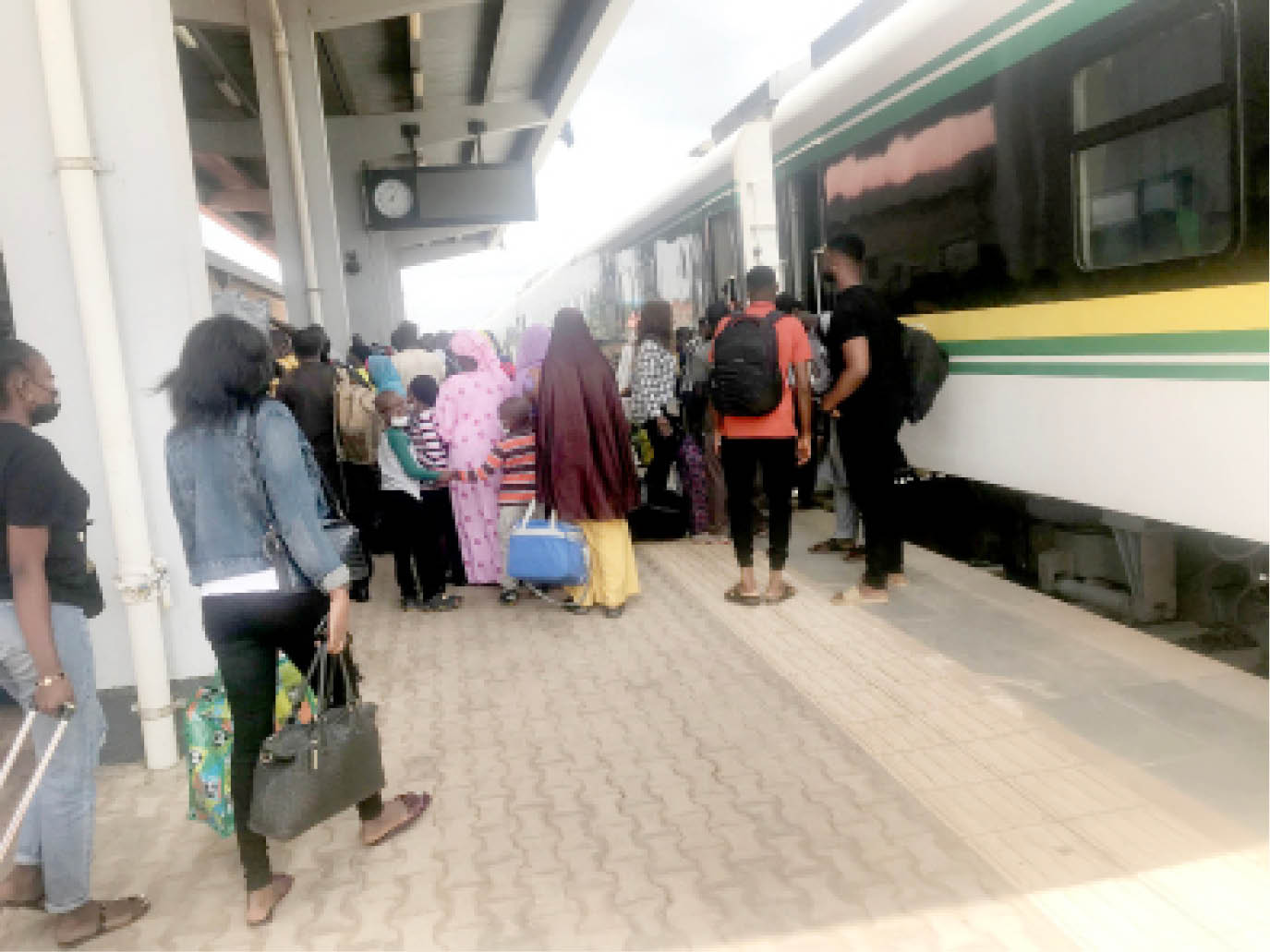 Abuja-Kaduna train: Passengers on edge over epileptic services