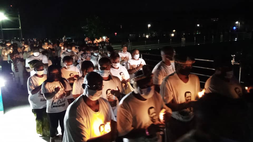 PHOTOS: Synagogue holds Candlelight for TB Joshua