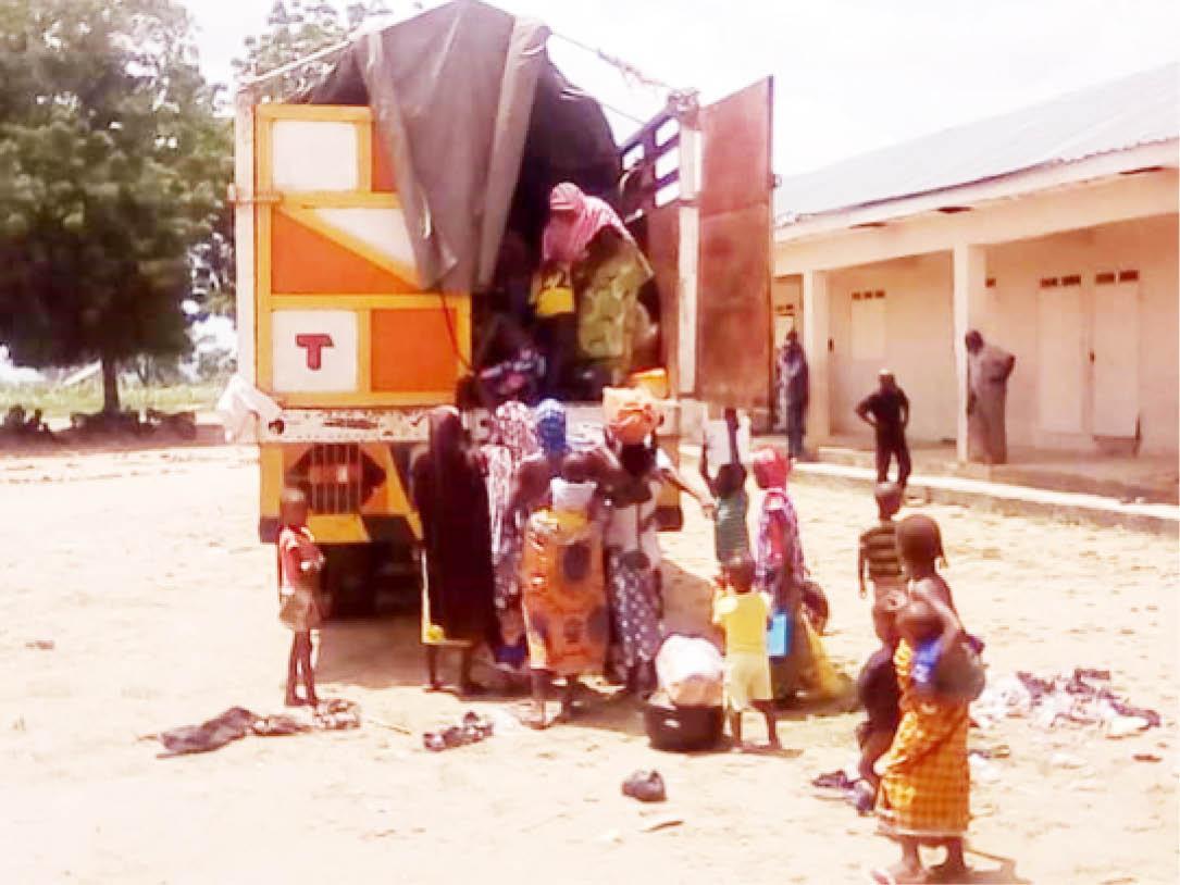 Migrating Fulani families intercepted in Ganye town
