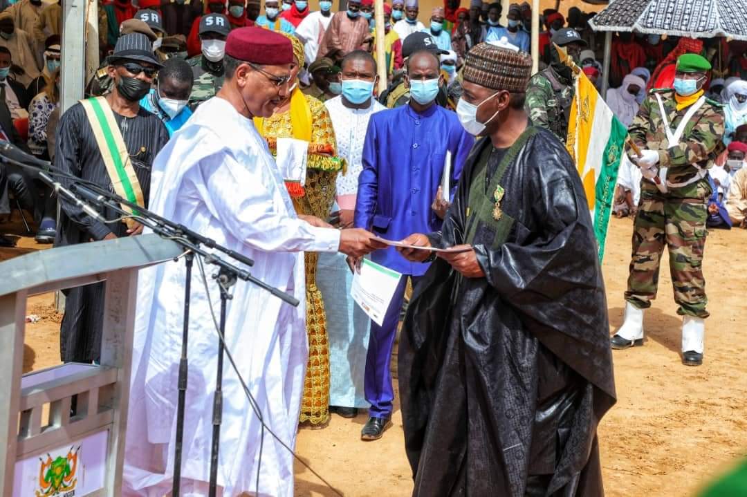 Zulum receives Nigerien national honour