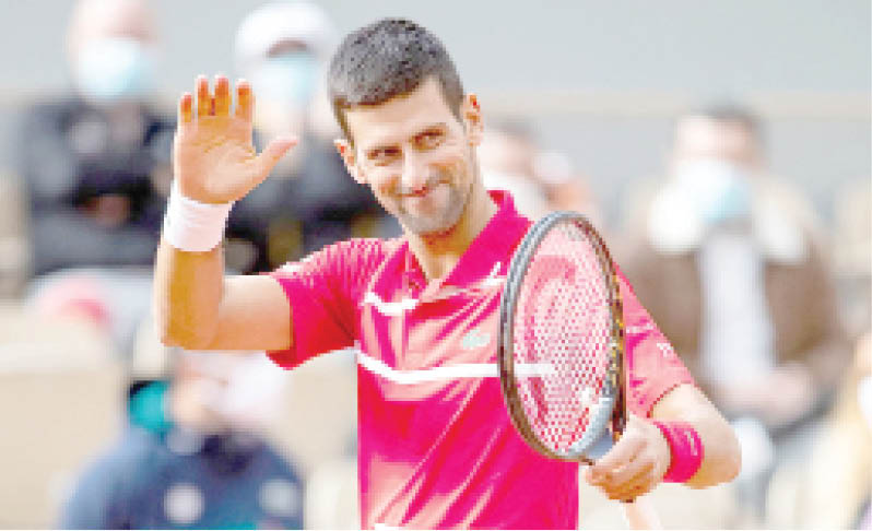 Djokovic sizzles as Stephens lays down Roland Garros marker