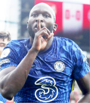 Lukaku trains with Chelsea U21s amid transfer speculation