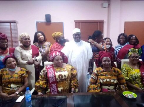 The Nigerian Association of Women Entrepreneurs (NAWE) with the Minister of Special Duties and Intergovernmental Affairs, Senator George Akume in his office on Friday in Abuja.