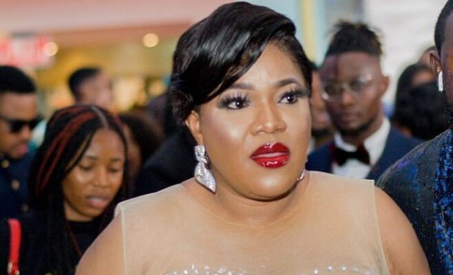 Nollyzone TV - Toyin Abraham Boobs Seen Falling Out Of Her Dress