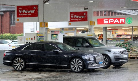 UK fuel crisis: Ronaldo’s car leaves with empty tank despite 7 hours in queue