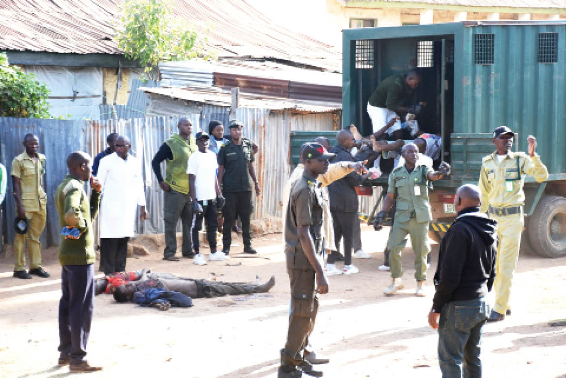 Jos prison attack: 11 killed, 252 inmates escape – Official