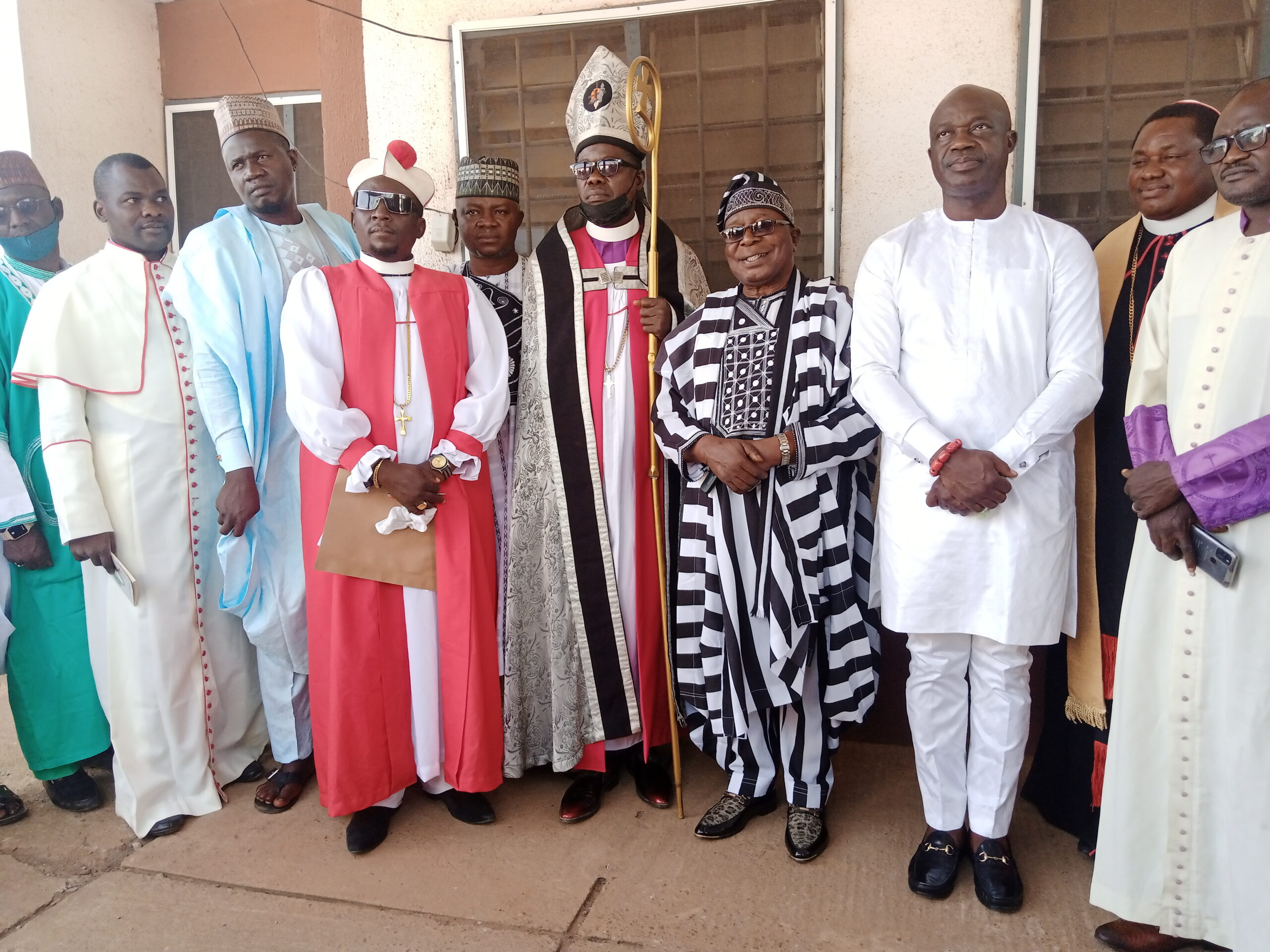 Bishops, Imams endorse Ayom for president, ask Tinubu, Atiku for ...