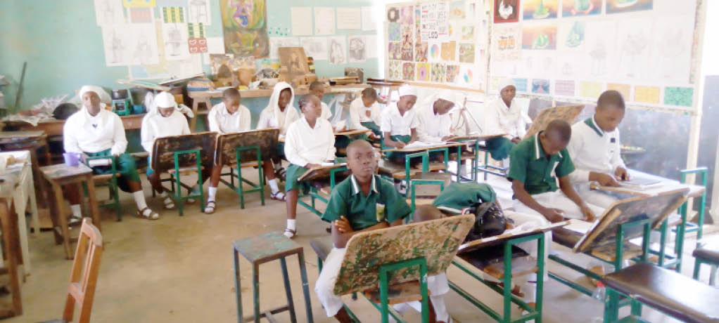 Foundation pays SSCE fees for 1,049 indigent students