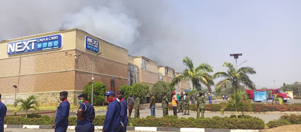 PHOTOS: Security operatives ‘take over’ Next Cash And Carry Supermarket after fire outbreak