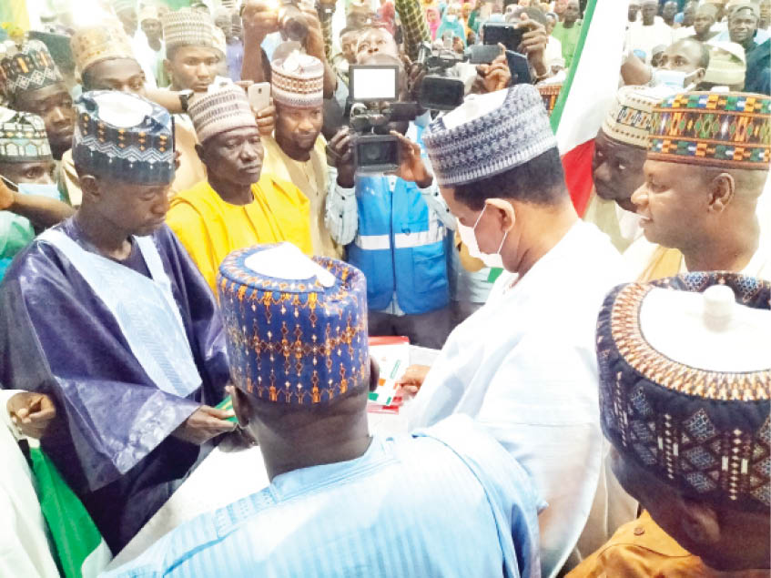 Borno PDP unites as ex-FSB CEO revalidates membership