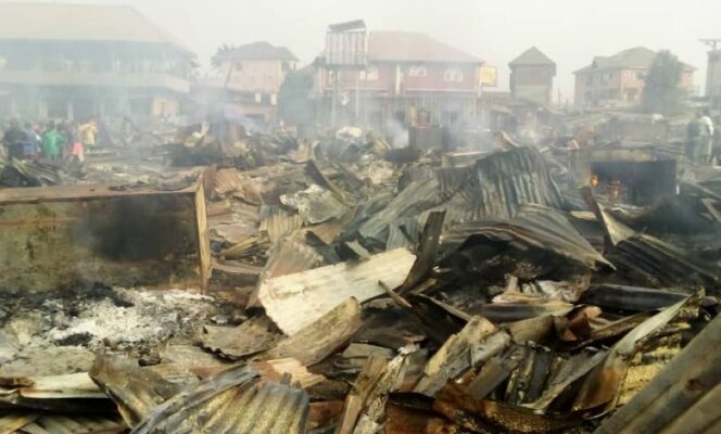 Shops at Obi Isiedo foodstuff market, Okpuno-Egbu, Umudim, in Nnewi, Anambra State razed down by fire