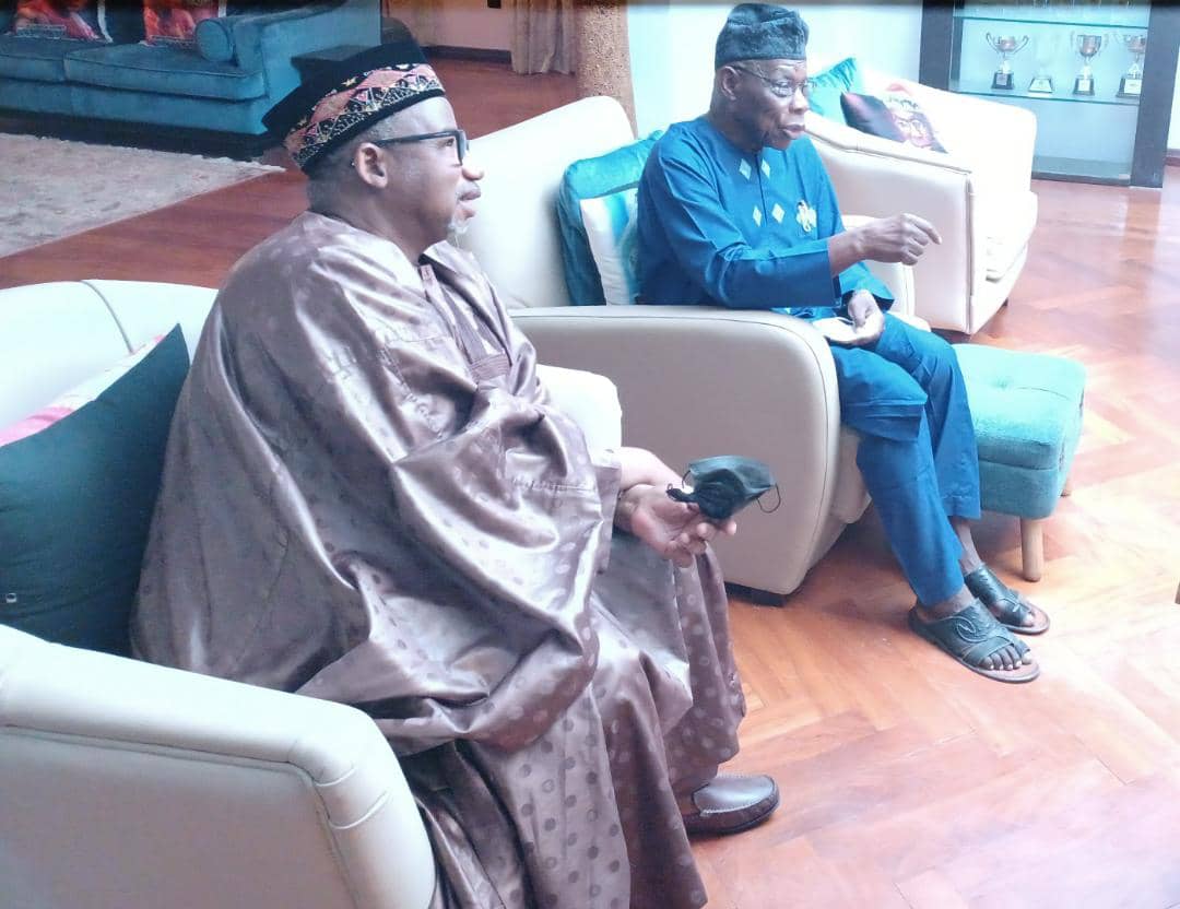 2023 Presidency: Bauchi Governor storms Obasanjo’s residence