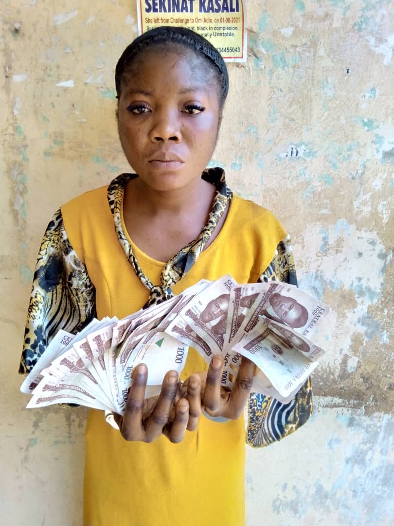 Woman caught with fake N1000 notes in Ogun