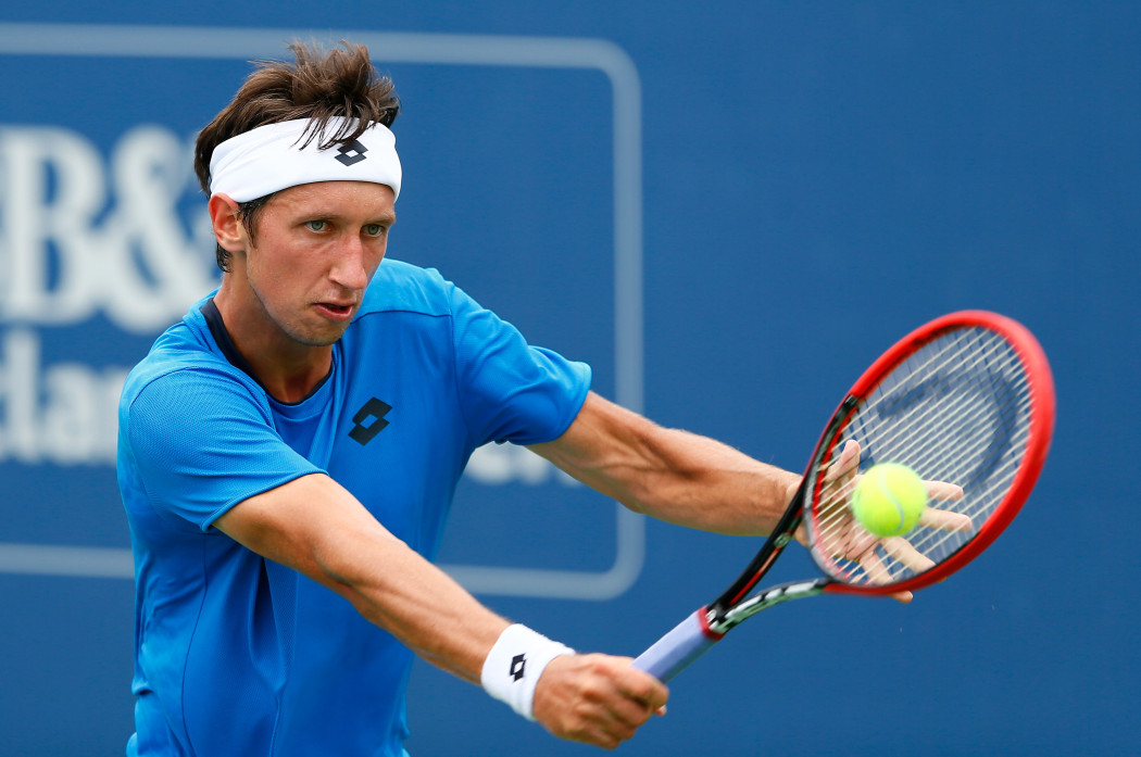 Russian invasion: Tennis player Stakhovsky joins Ukraine military