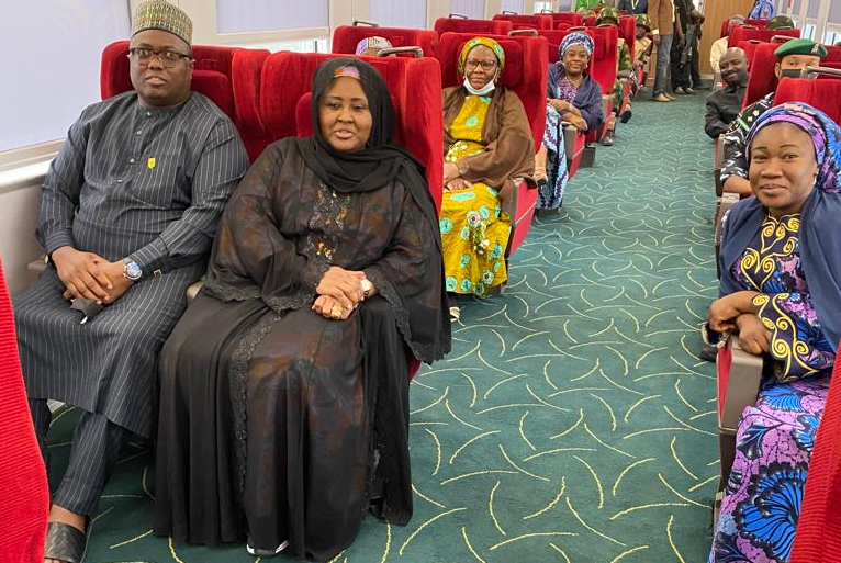 SPOTTED: Aisha Buhari boards Kaduna-Abuja train