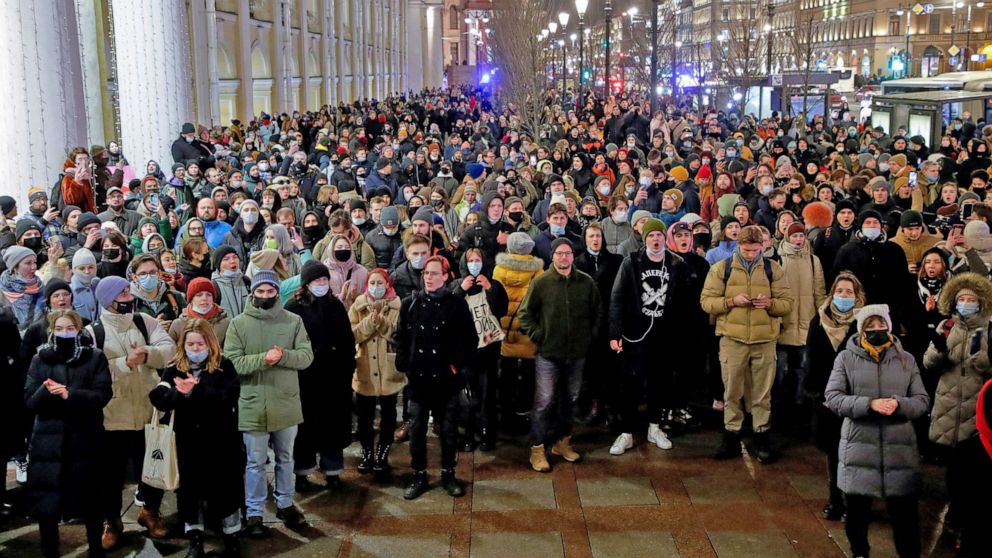 ‘We Don’t Want War’, Anti-Putin Protests spread across Russia