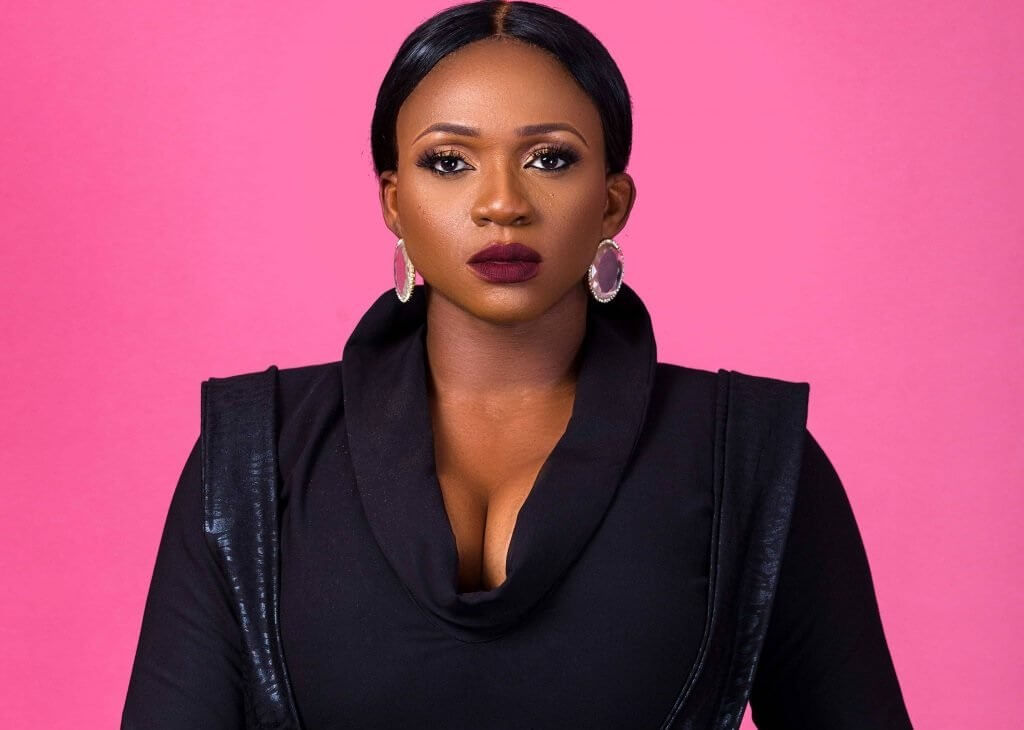 NEWS EXTRA: I’ll marry any man that sends me fuel, says Waje