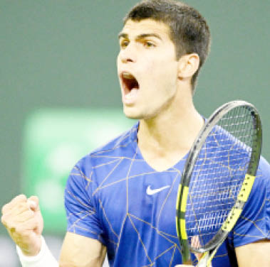 Alcaraz eases into Swiss Indoors quarterfinals